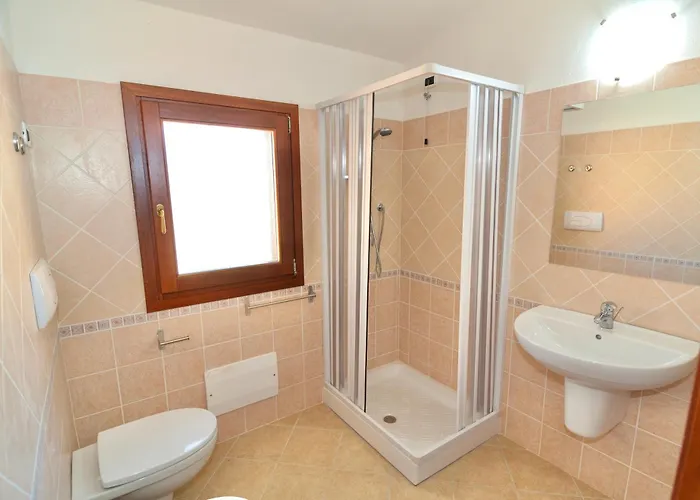 Isa-residence In Malamuri Just Few Minutes From Apartmanhotel 3*
